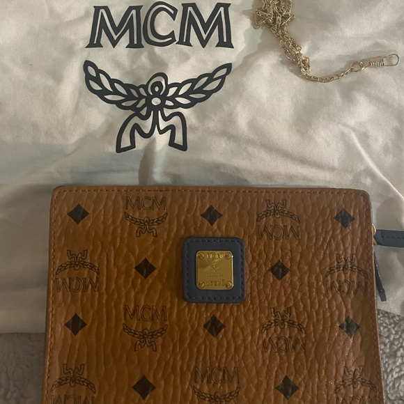 Authentic MCM clutch/bag - Picture 9 of 13